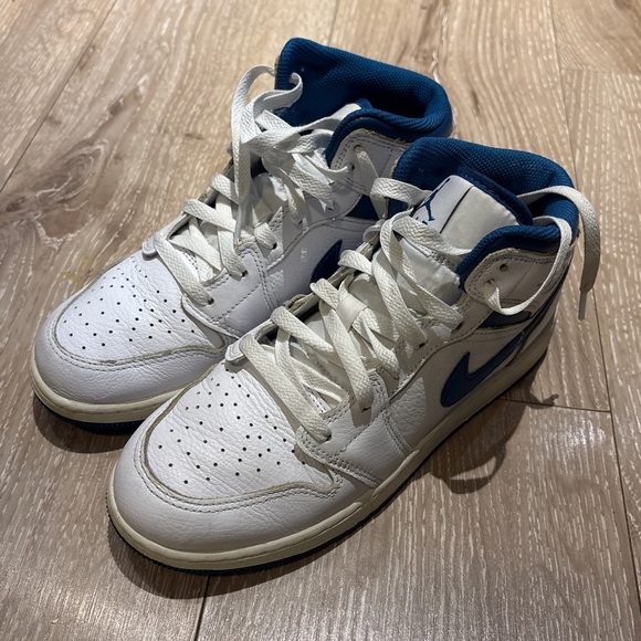 Jordan Industrial Blue High-Tops - Picture 3 of 7